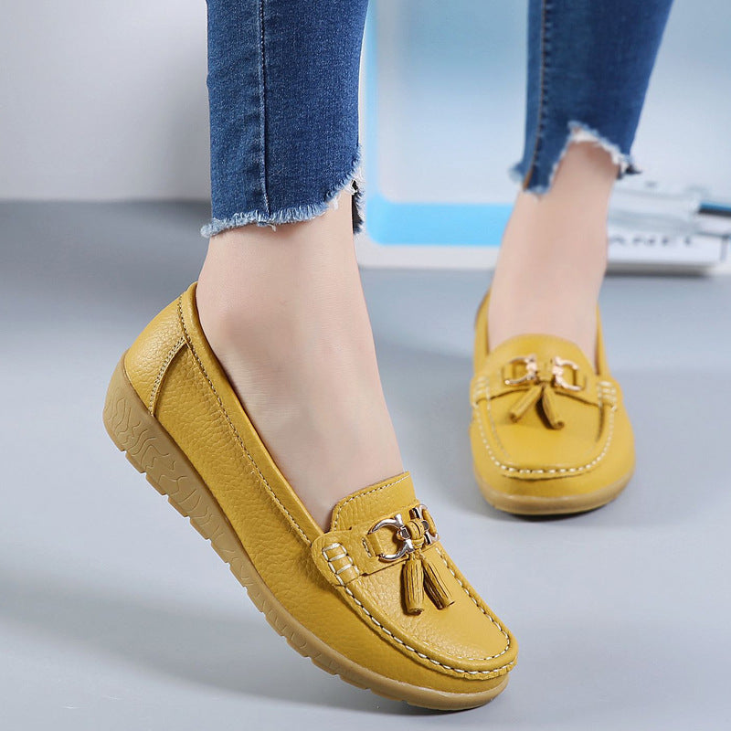 Spring Mom Shoes Single-layer Shoes Women's Flat Women's Peas Shoes Genuine Leather Flat Heel Soft Bottom Leather Shoes Plus Size Cross-border Foreign Trade Women's Shoes