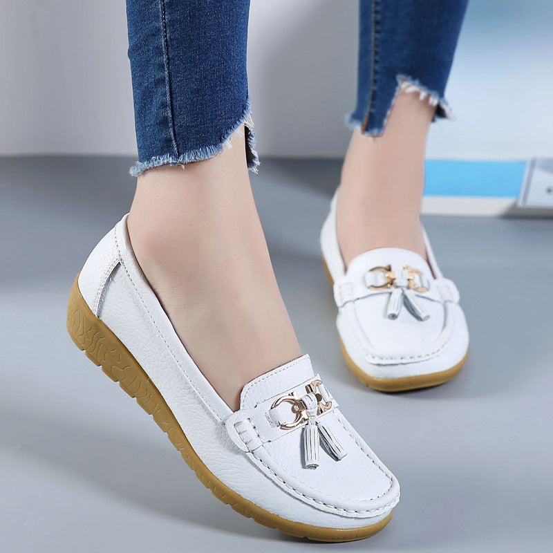 Spring Mom Shoes Single-layer Shoes Women's Flat Women's Peas Shoes Genuine Leather Flat Heel Soft Bottom Leather Shoes Plus Size Cross-border Foreign Trade Women's Shoes