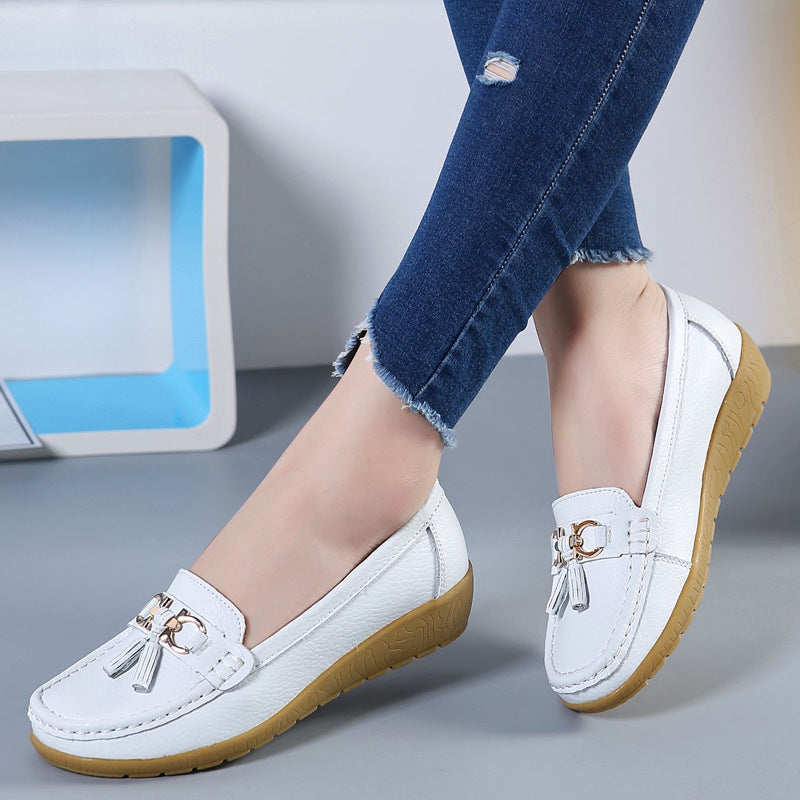 Spring Mom Shoes Single-layer Shoes Women's Flat Women's Peas Shoes Genuine Leather Flat Heel Soft Bottom Leather Shoes Plus Size Cross-border Foreign Trade Women's Shoes