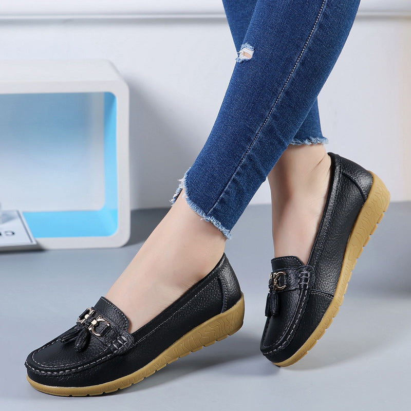 Spring Mom Shoes Single-layer Shoes Women's Flat Women's Peas Shoes Genuine Leather Flat Heel Soft Bottom Leather Shoes Plus Size Cross-border Foreign Trade Women's Shoes