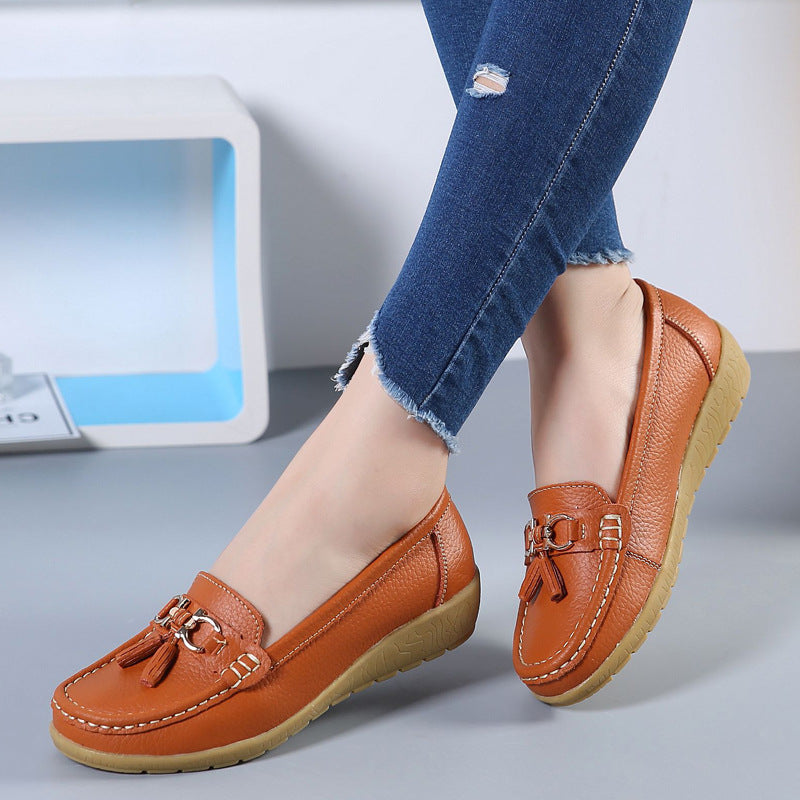 Spring Mom Shoes Single-layer Shoes Women's Flat Women's Peas Shoes Genuine Leather Flat Heel Soft Bottom Leather Shoes Plus Size Cross-border Foreign Trade Women's Shoes