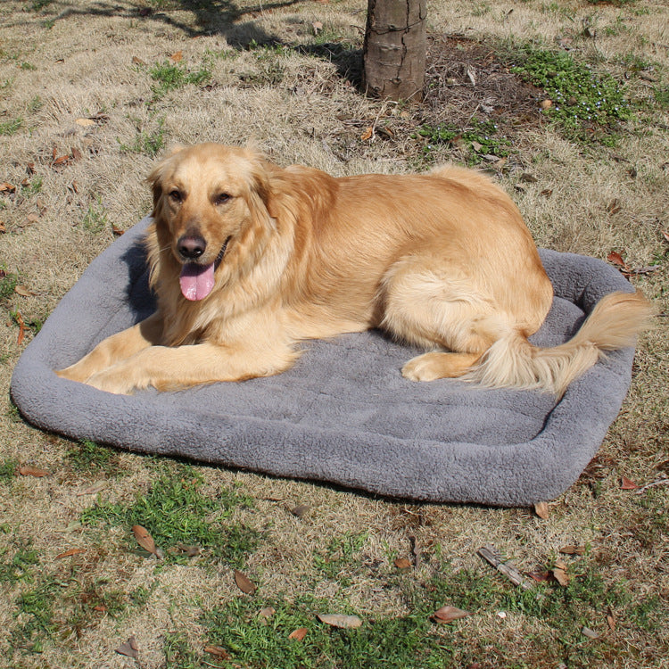 Cat Step On Milk Dog Mat Pet Nest Car Anti-scratch Sofa Cushion Large, Medium And Small Size Comfortable Cotton Velvet Golden Retriever Spring And Autumn Square Nest