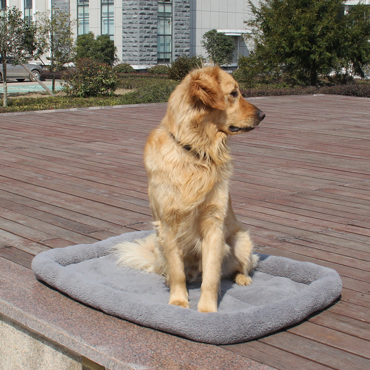 Cat Step On Milk Dog Mat Pet Nest Car Anti-scratch Sofa Cushion Large, Medium And Small Size Comfortable Cotton Velvet Golden Retriever Spring And Autumn Square Nest