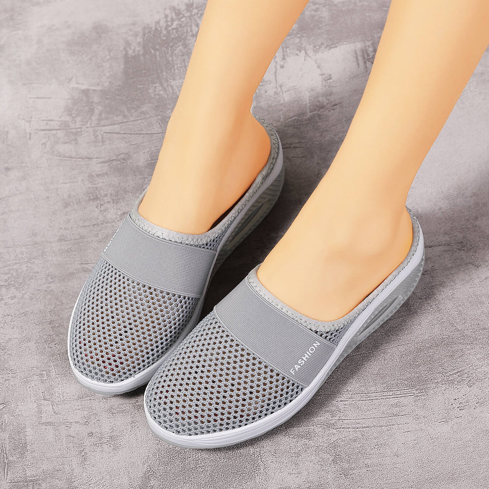 Slippers Women's 2021 Summer Outdoor Fashionable Thick Sole Mother Shoes Mesh Height Increasing Hole Shake Shoes Toe Half Slippers