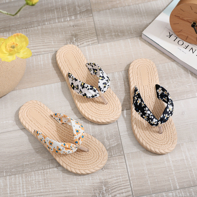 Factory Wholesale Summer New Imitation Straw Women's Casual Flip-flops Flowers Korean Tide Beach Sandals